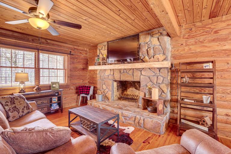 Cropwell Cabin w/ Fire Pit, Near Logan Martin Lake — photo 3
