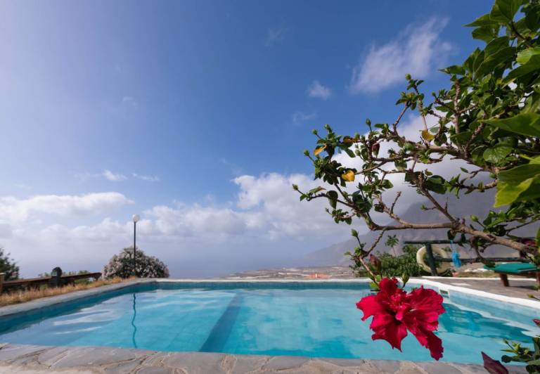 Hotel apartamentowy  Frontera