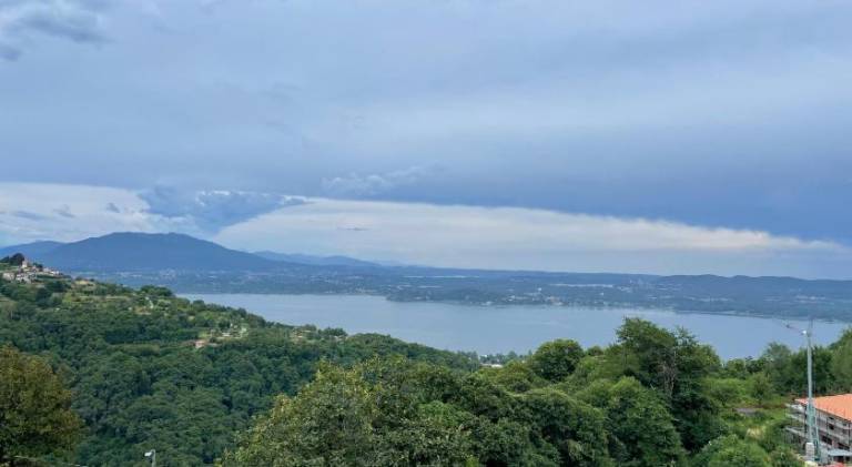 Nice holiday apartment with patio | Pets are welcome in Novara