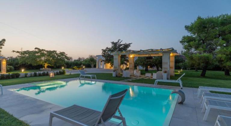 Ample vacation home with pool | Pet-friendly in Francavilla Fontana