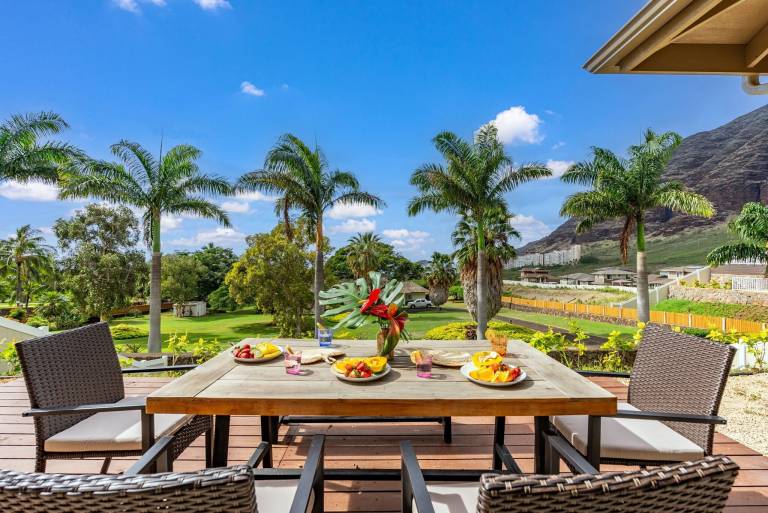 House Waianae