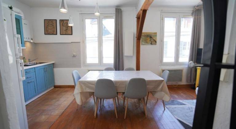Holiday apartment with 2 rooms for 6 persons — photo 3
