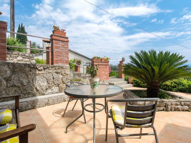 Pleasant rental apartment with grill & terrace | Sea view | Next to the beach | Pets allowed — photo 3