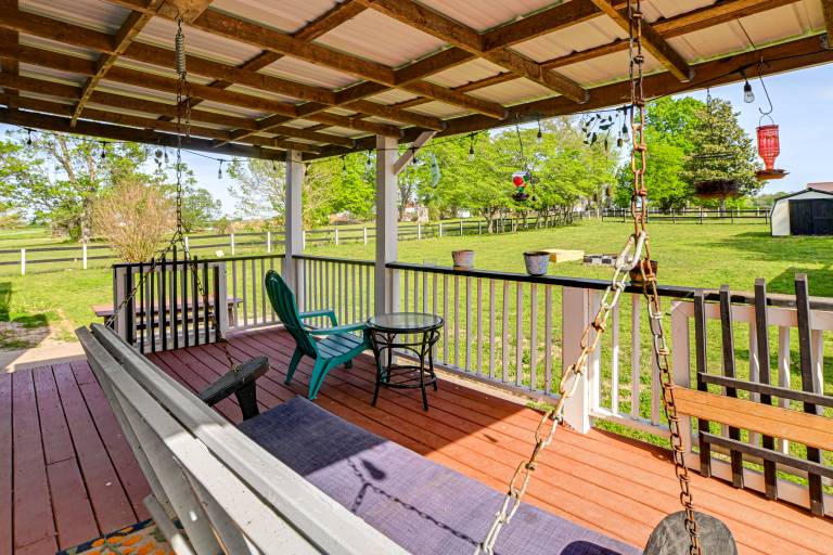 'Hillbilly Paradise' Near Casino & Fort Campbell in Kent, KY