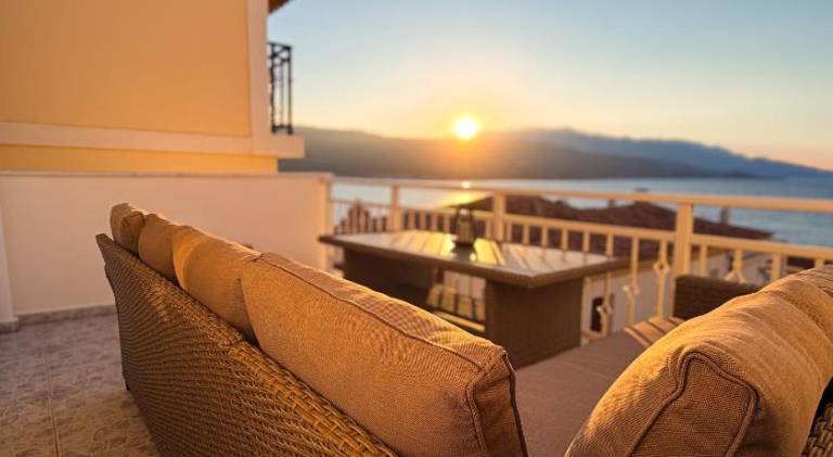 Holiday apartment with terrace — photo 5