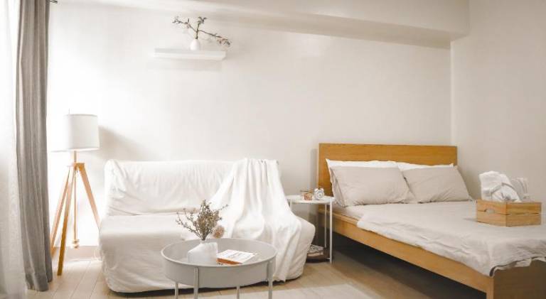 Muji Home at Manhattan Plaza, with wifi, balcony, can cook in Quezon City
