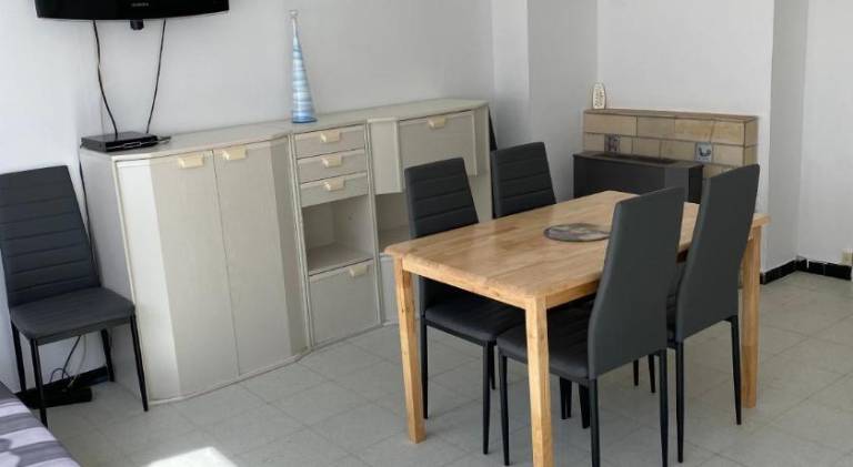 Apartment with 1 room for 4 persons — photo 3