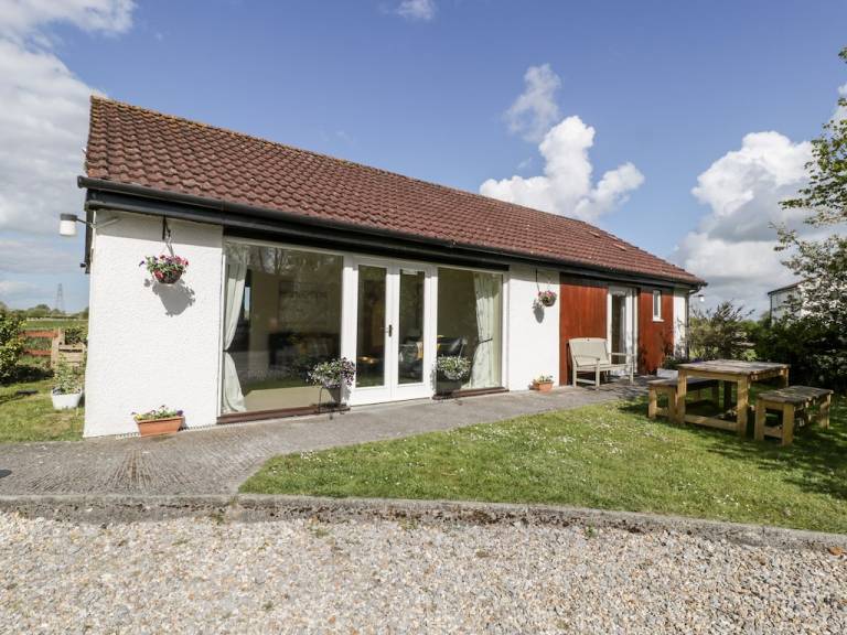 Cottage Bason Bridge