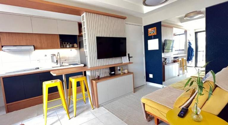 Apartment with pool — photo 4