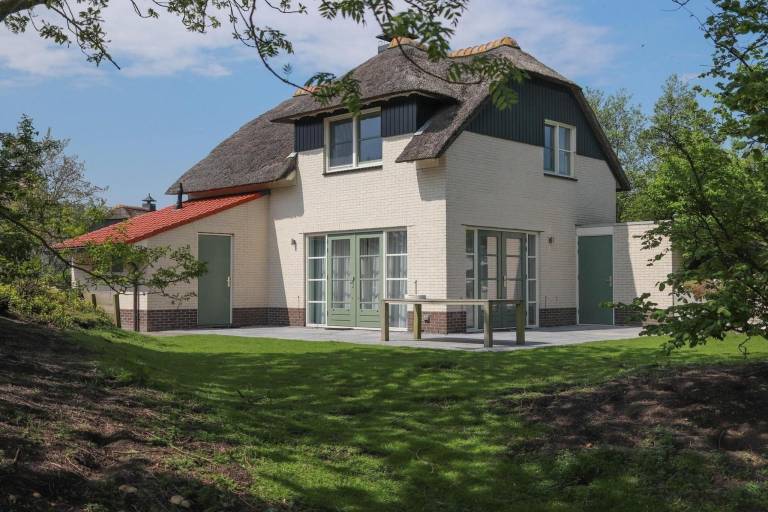 Villa Makkum