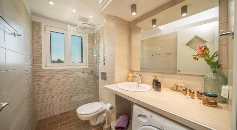 Apartment with patio | Suitable for remote work — photo 2