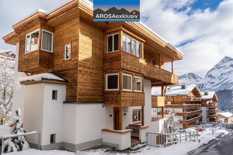 Holiday apartment with 2 rooms for 4 persons in Arosa