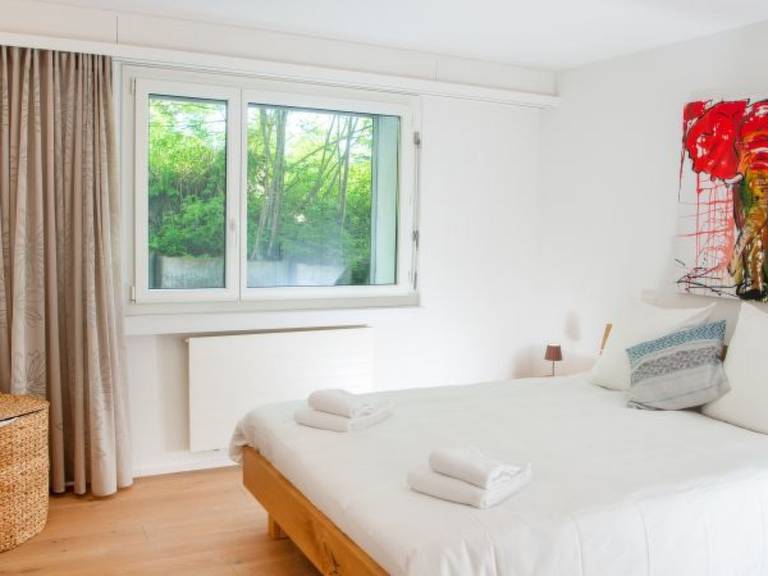 Fully equipped rental apartment with patio, sauna & pool | Ski nearby | Dogs allowed — photo 5