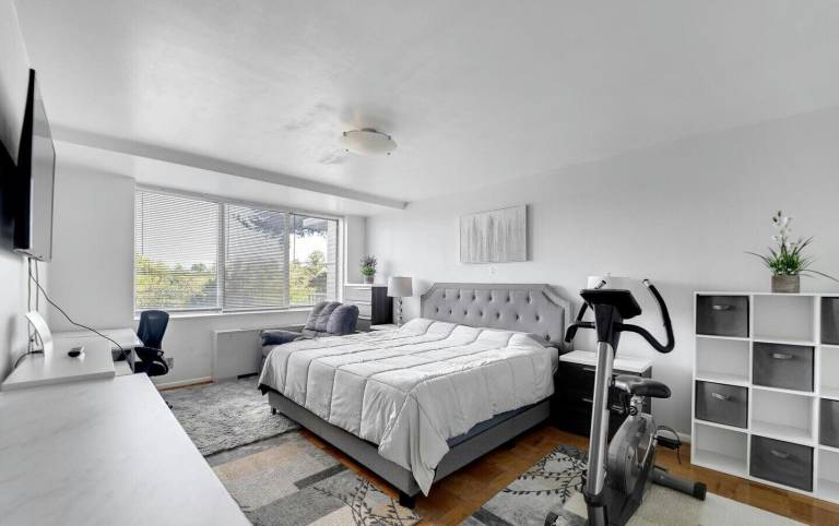 Condo Alexandria
