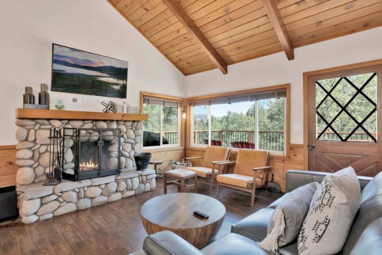 Cabin Sugarloaf