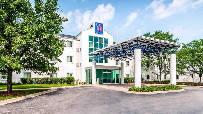 Motel 6 Joliet, IL - Chicago - I-55 in Joliet, IL
