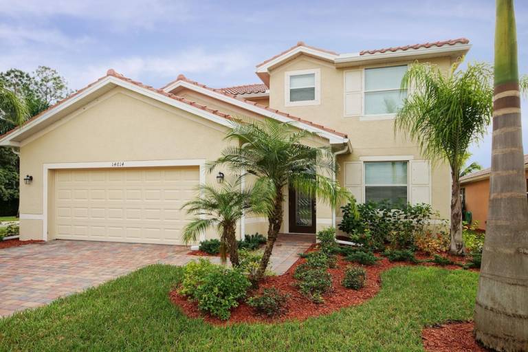 Villa Naples