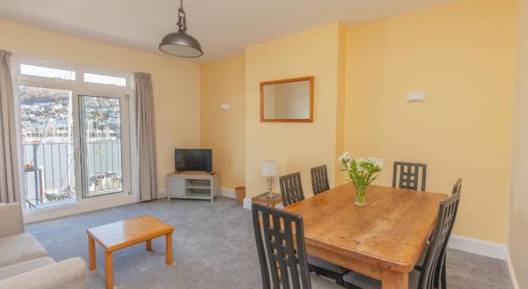 Holiday apartment with 2 rooms for 5 persons — photo 4