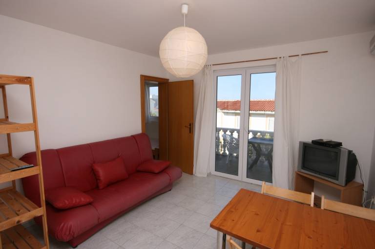Two bedroom apartment with terrace Mandre, Pag (A-6405-a) — photo 2