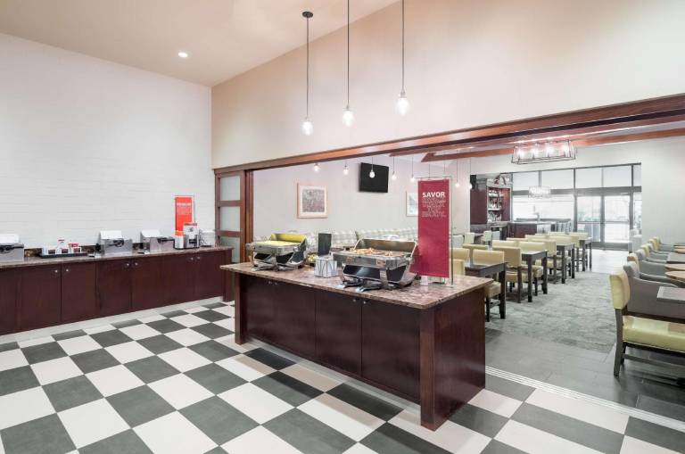 Hampton Inn Philadelphia Center City-Convention Center — photo 4