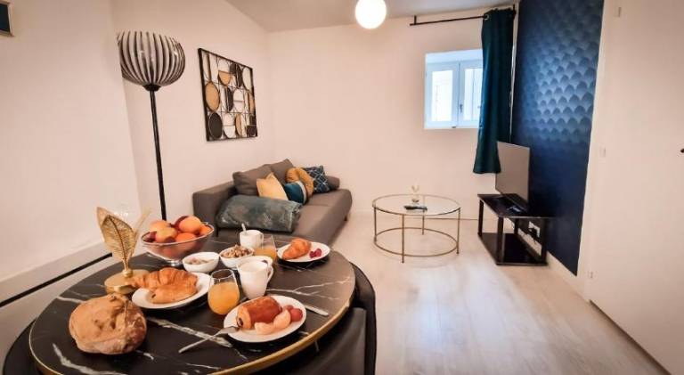 Rental apartment with 2 rooms for 4 persons — photo 2