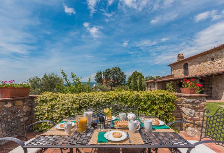 Villa with terrace, yard & barbeque | Panoramic view — photo 5