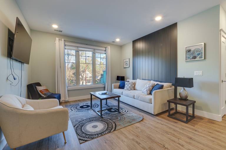 Walk to Front St! Traverse City Condo Near Skiing — photo 5