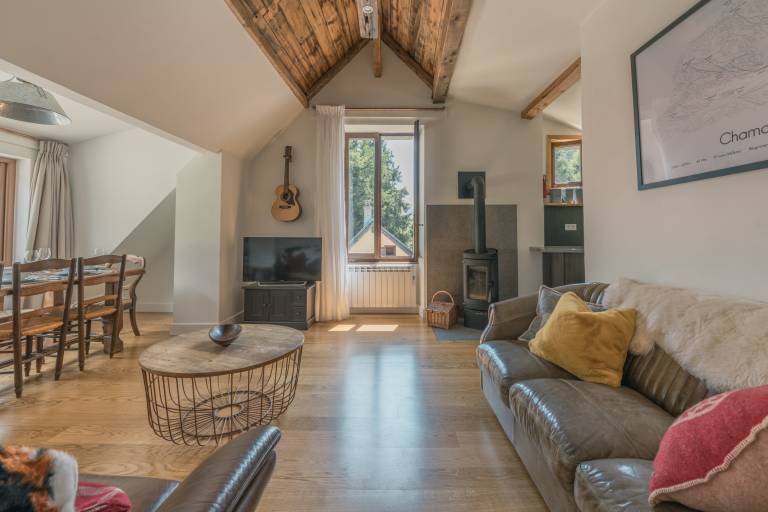 Family-friendly ample chalet with yard & barbeque | Mountain view | Next to the ski | Dogs allowed — photo 3