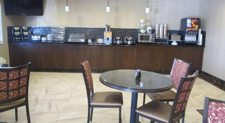 Best Western Woodland Inn — photo 4