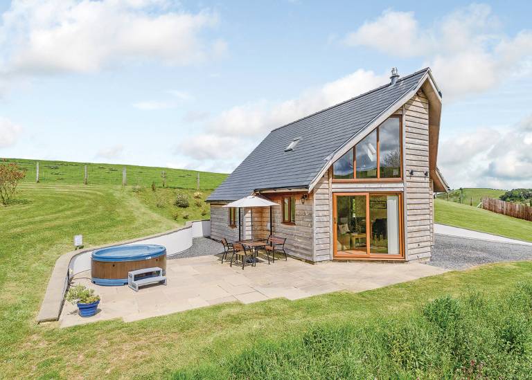 Chalet  Abbey Cwmhir