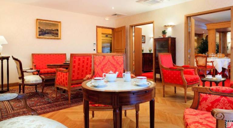 Charming serviced apartment with terrace & yard | Pet-friendly — photo 4
