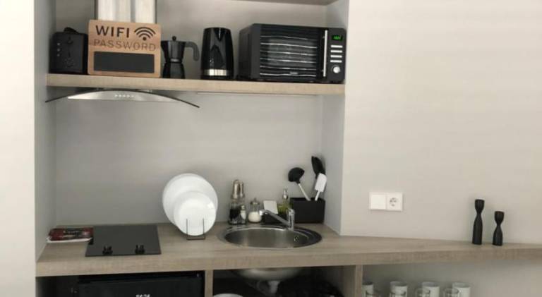 Apartment with patio | Perfect for remote work — photo 2