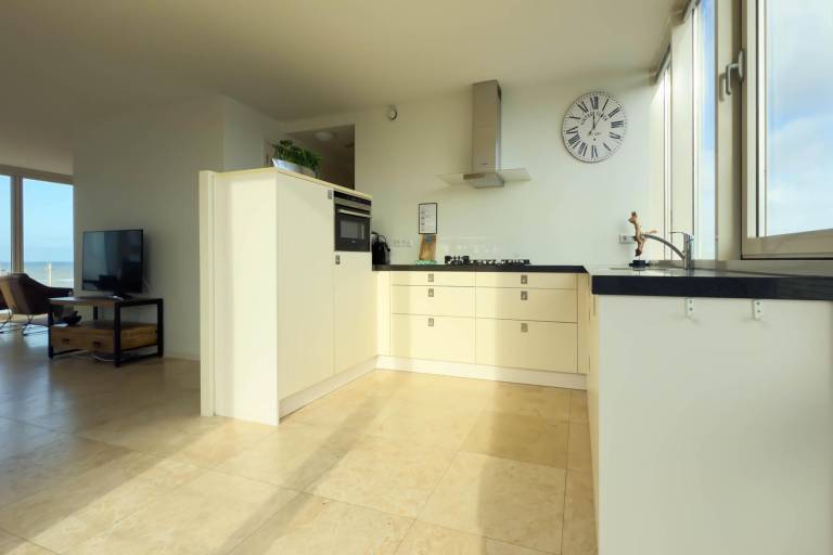 Holiday apartment with terrace — photo 5