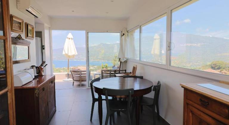 Child-friendly lovely villa with grill, pool & terrace | Dogs allowed — photo 4