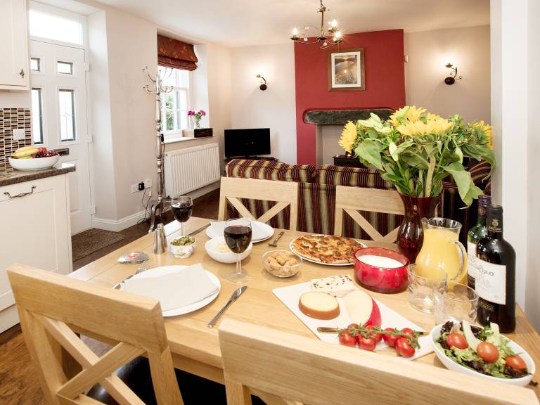 Cottage with terrace & garden — photo 5