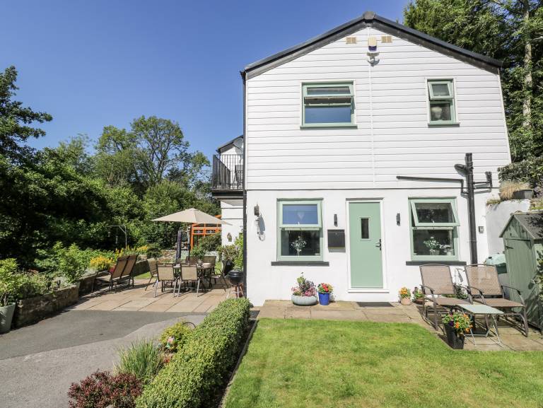 Cottage  Keighley