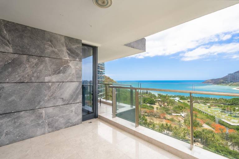 Sanya Serenity Coast sea-view holiday apartment — photo 4
