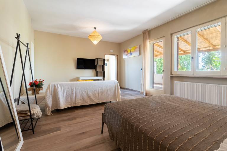 Country House 'A Look Salento' with Private Terrace, Wi-Fi and Air Conditioning — photo 4