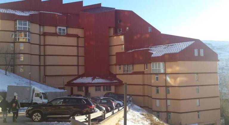 Apartamento T28 Edif Europa y parking gratuito — photo 4