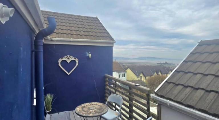 Rental apartment with 3 rooms for 6 persons — photo 4