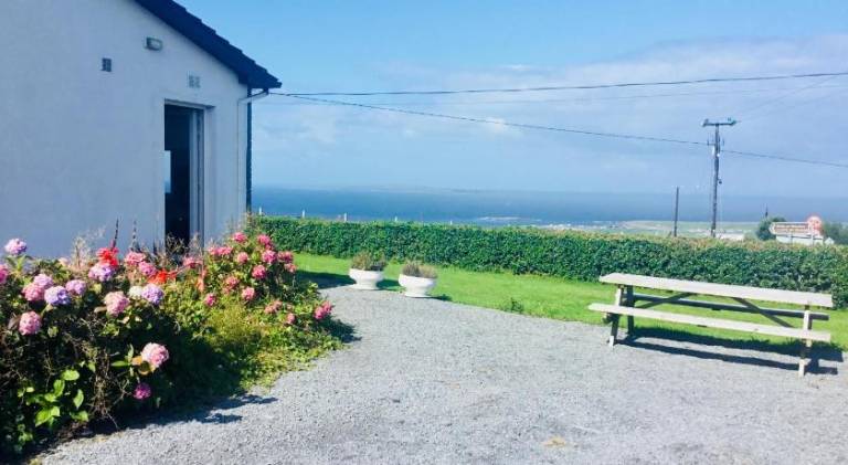 Apartment Doolin