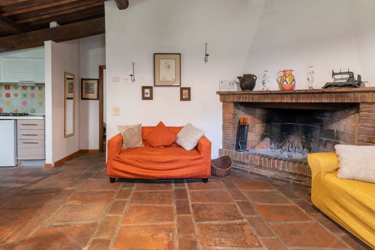 Vacation home with terrace, pool & grill | Garden view | Suitable for remote work — photo 2