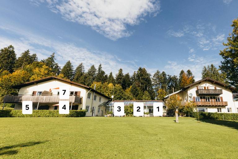 Apartment with grill, yard & heated pool | Panoramic view — photo 2