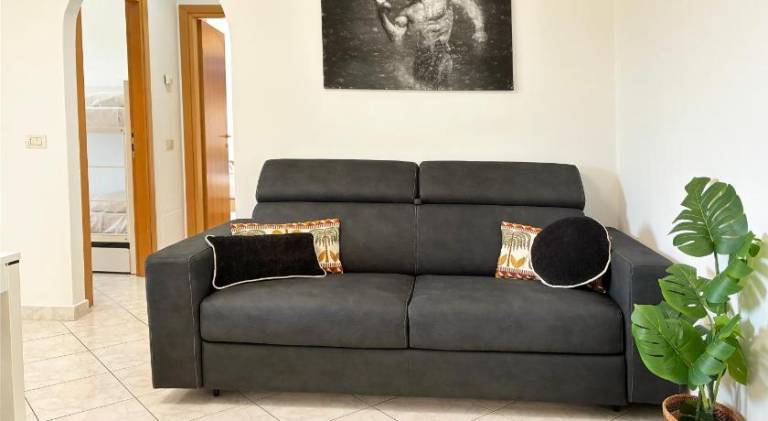 Holiday apartment with 2 rooms for 6 persons in Alba Adriatica