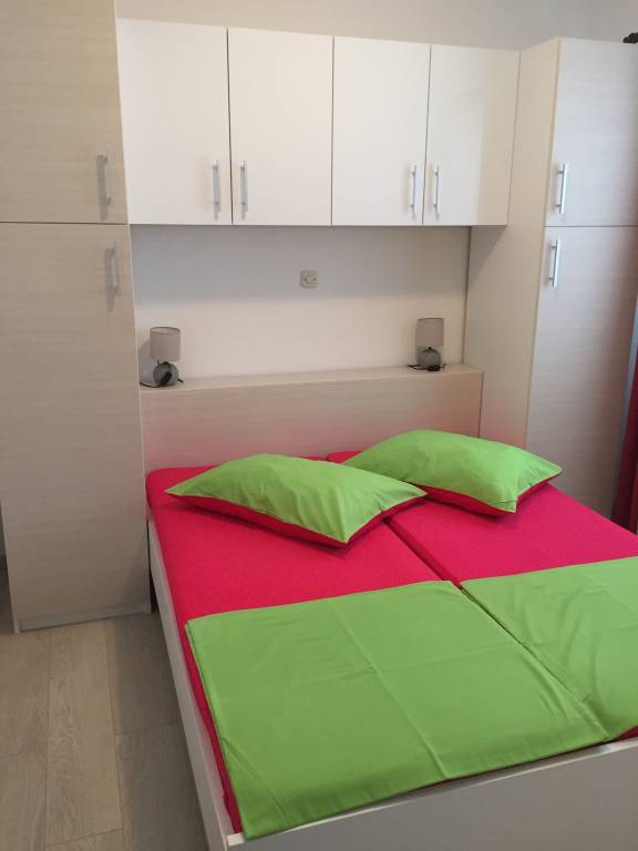 Two bedroom apartment near beach Stara Novalja, Pag (A-234-a) — photo 4