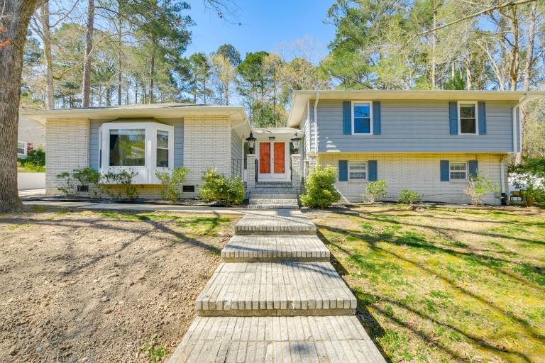 7 Mi to Dtwn Durham: Home w/ Hot Tub & Game Room! — photo 4