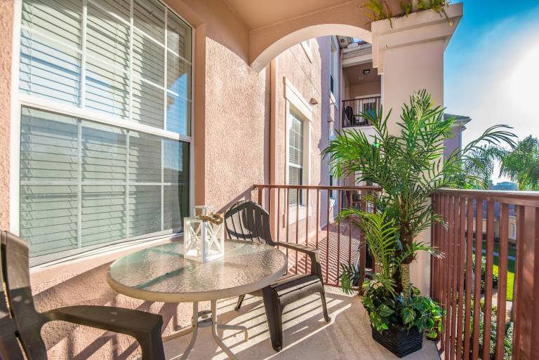 Family-friendly wonderful holiday apartment with yard, heated pool & barbeque | Pets allowed in Orlando, FL