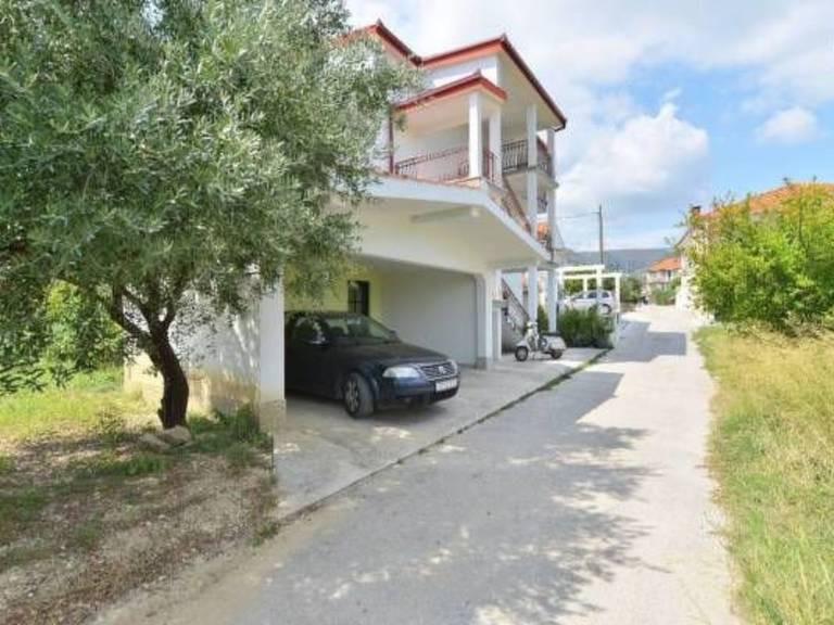 Pleasant apartment with garden, barbeque & terrace | Pets allowed — photo 5