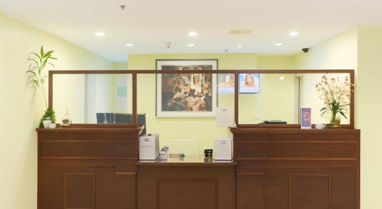 Ambassador Inn & Suites Tuscaloosa University I-20 — photo 3