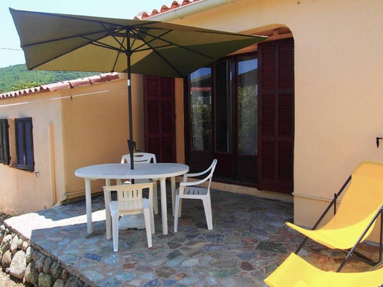 Children-friendly nice villa with patio & barbecue | Nature view | Next to the beach | Dogs allowed — photo 2